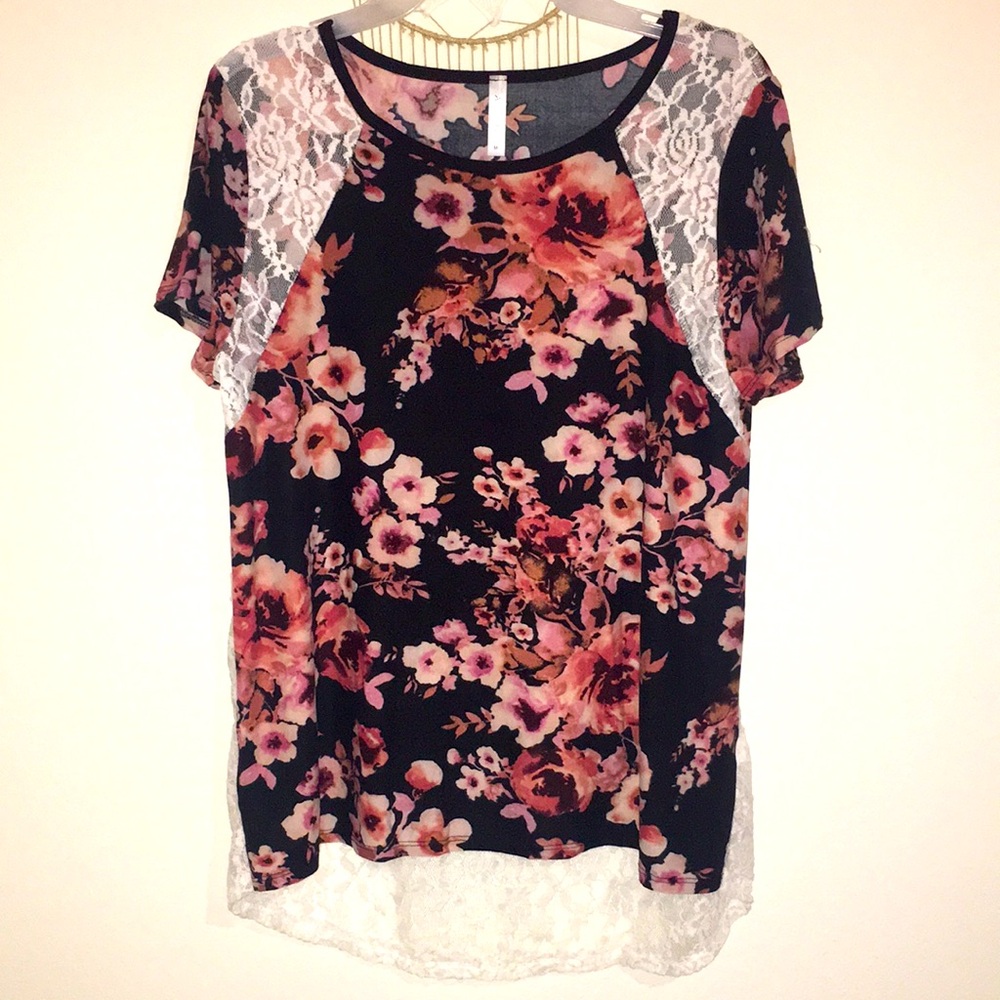 Acting Pro laced floral blouse